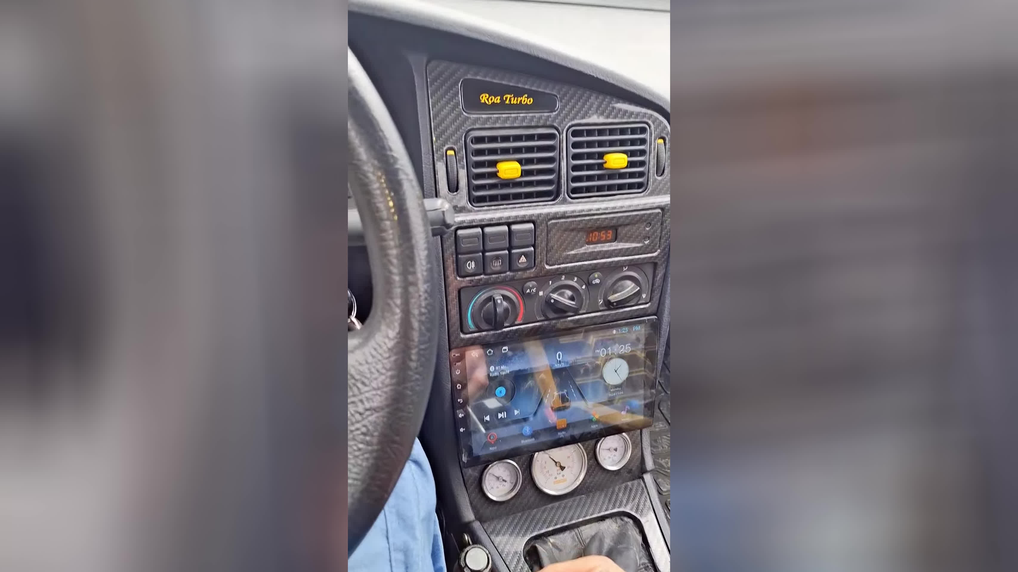 پوستر جان گاو ها مهمه حداقلش تا قبل از رفتن به کشتارگاه 😅😆فان...