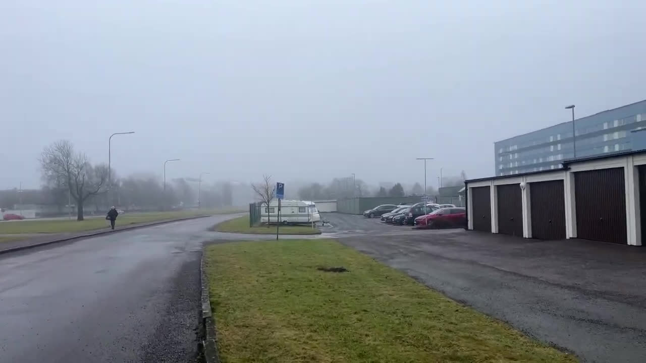 پوستر پیاده‌روی و دلایل خواب دیدن جذب ثروت و پولدار شدن