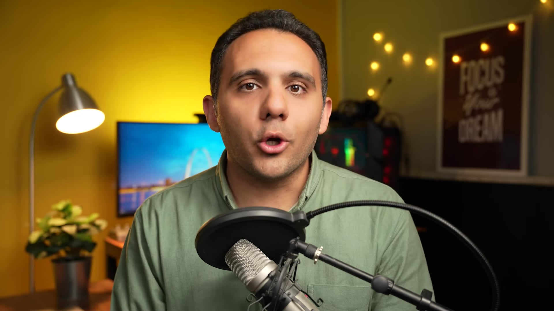 پوستر اگر برای یوتیوبر شدن تردید داری، این ویدئو رو نگاه کن!