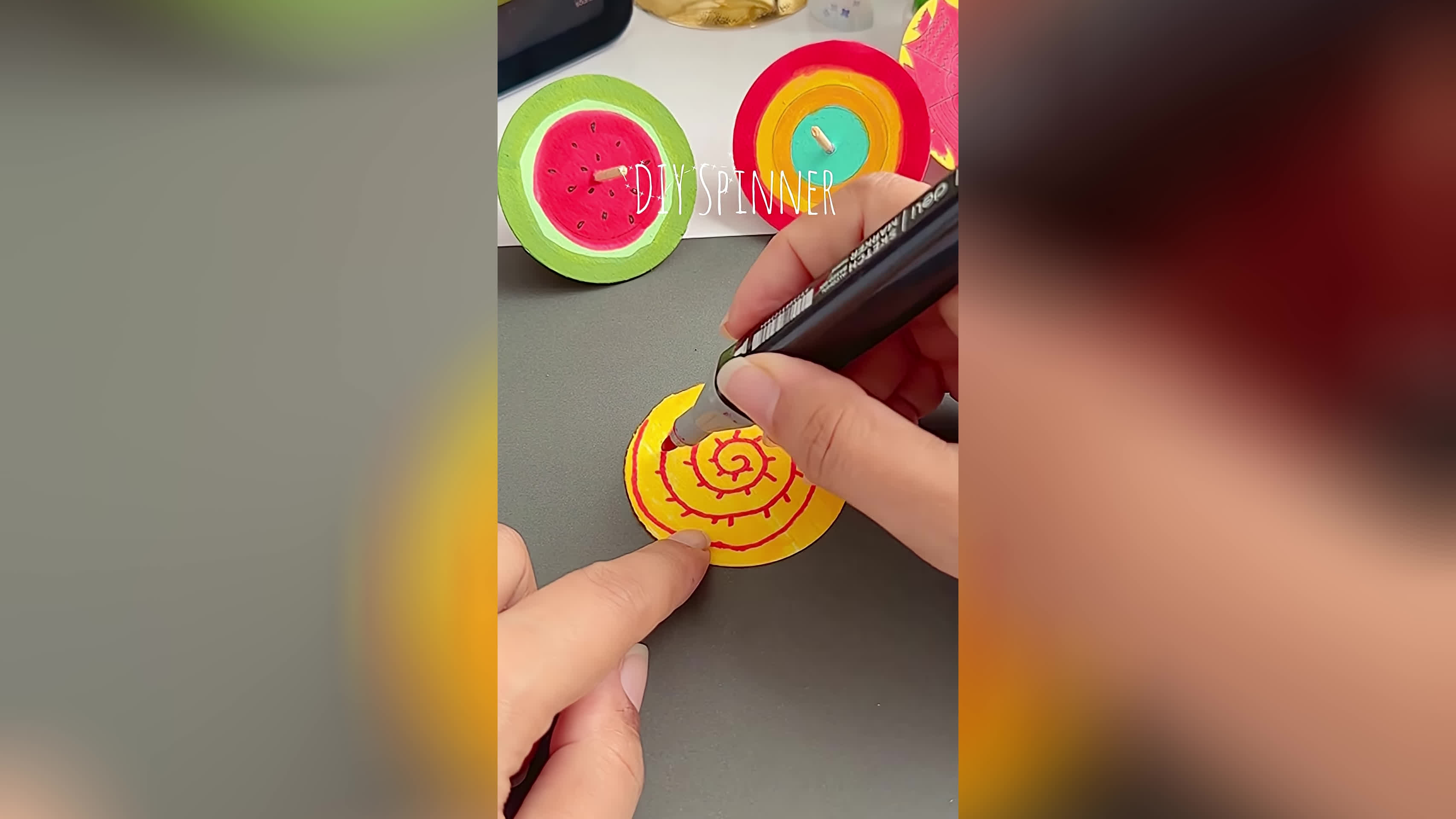 پوستر روش آسان برای ساخت اسپینر 🤩✨کوتاه هنر خودکار...