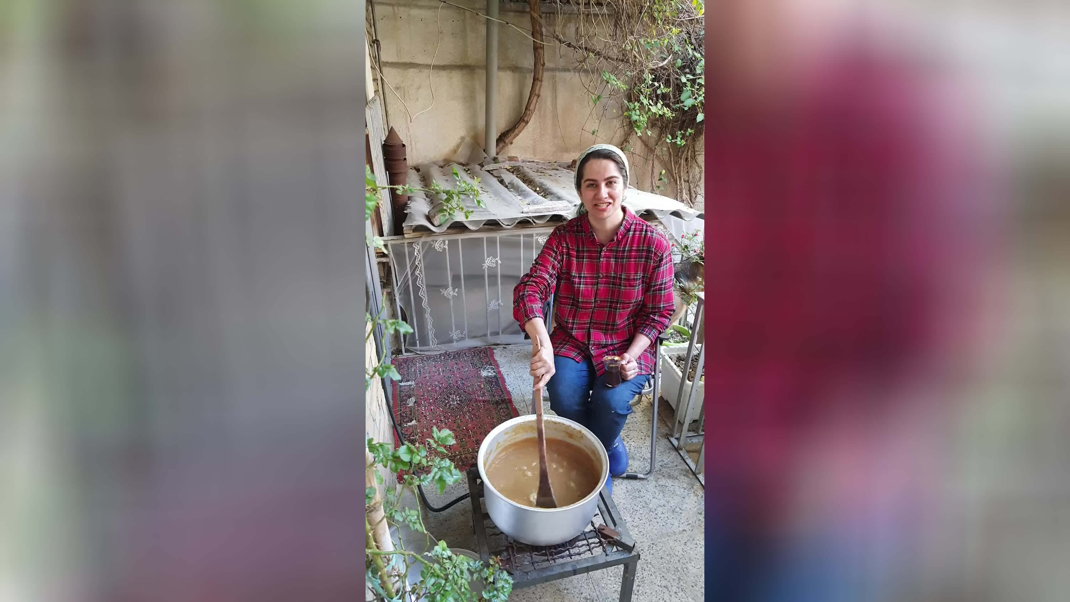 پوستر سمنو پزون