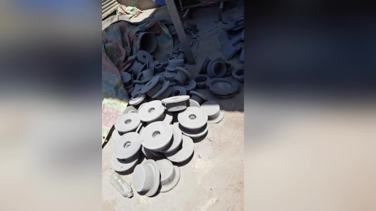 پوستر ریخته گری استیل