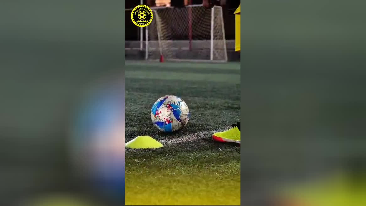 پوستر آکادمی فوتبال اصفهان