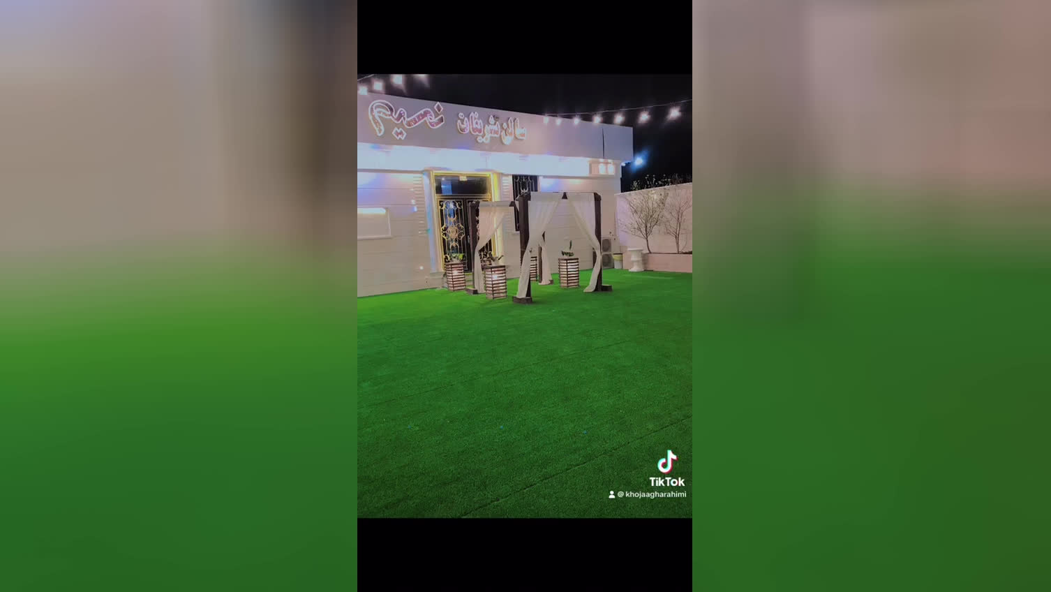 پوستر چمن مصنوعی با کیفیت