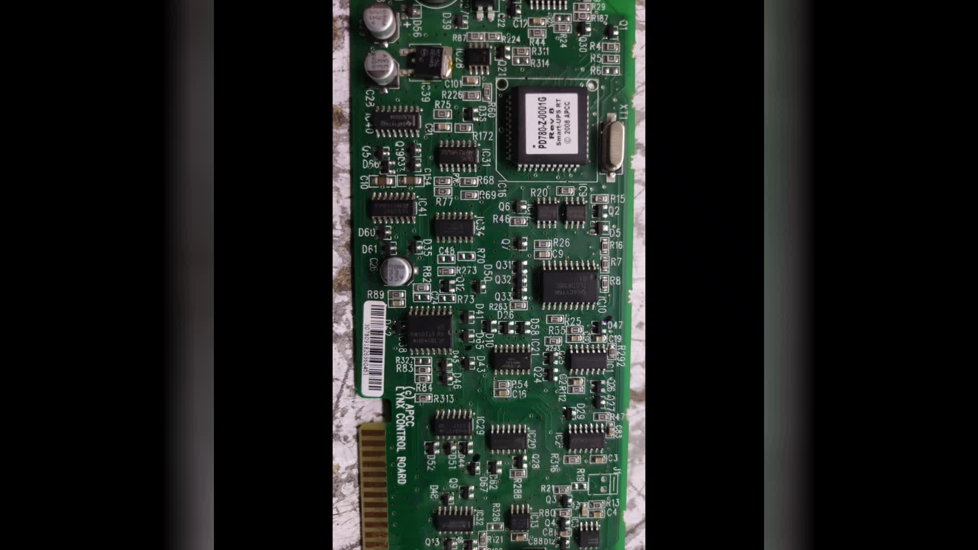 پوستر مرکز خدمات تخصصی و تعمیر یو پی اس