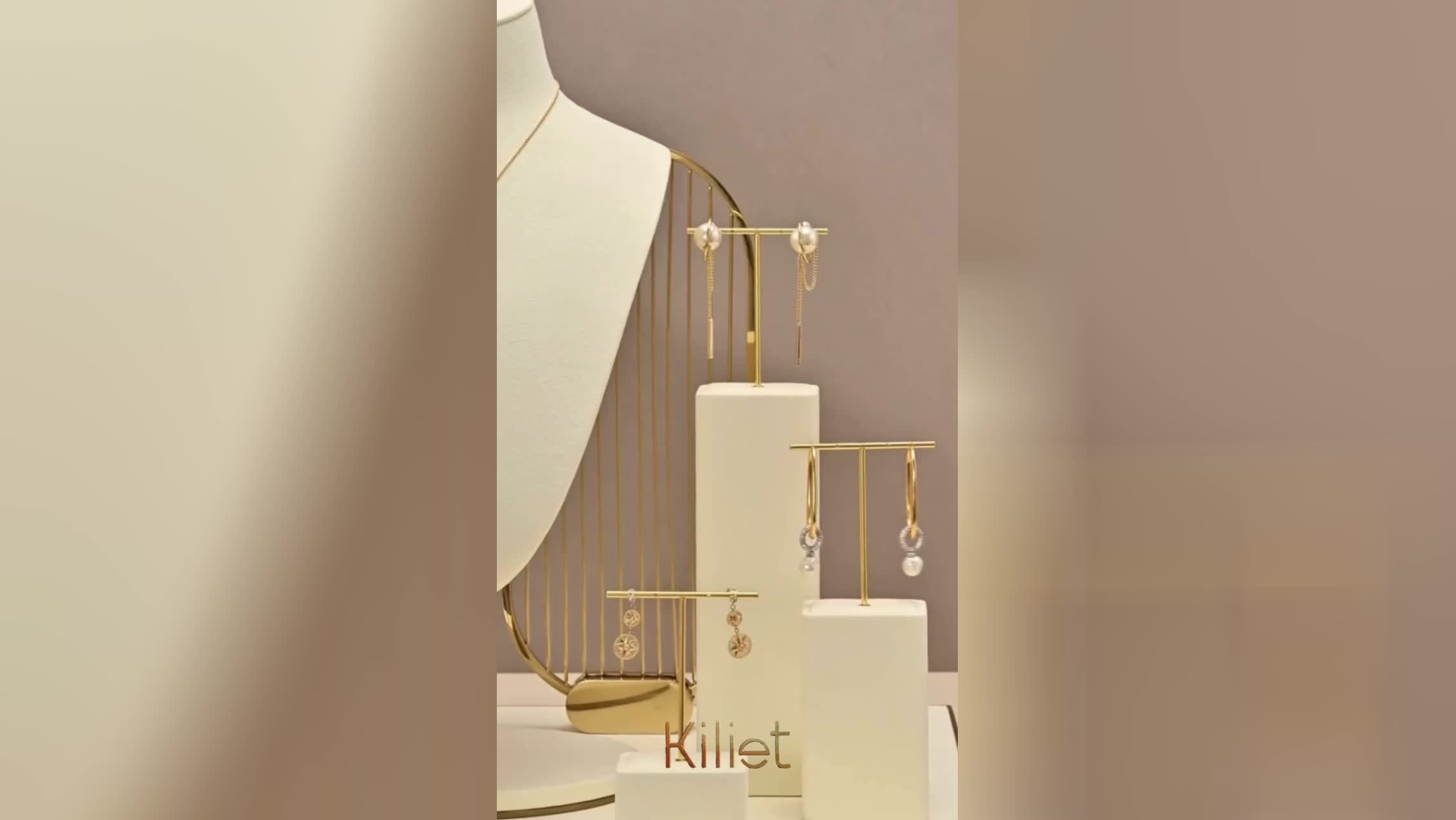 پوستر تجهیزات طلافروشی ✨